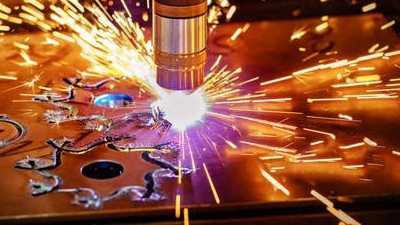 執(zhí)信環(huán)保激光切割煙霧過濾器廠家，帶您了解激光切割技術(shù)的前世今生！