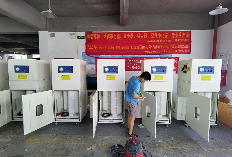 工業吸塵器